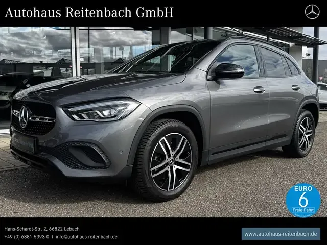 Mercedes-Benz GLA 250
