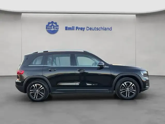 Mercedes-Benz GLB 180