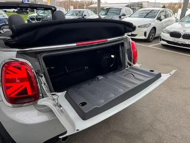 MINI Cooper Cabrio