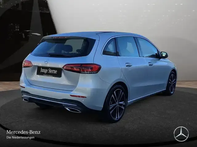 Mercedes-Benz B 250