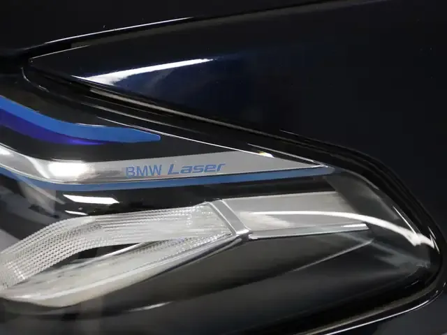 BMW M550