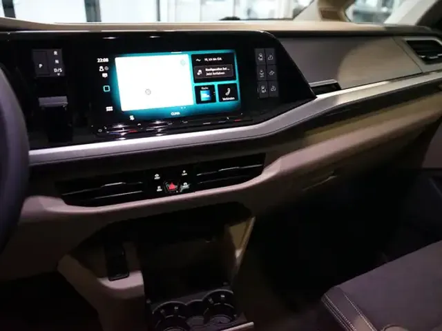 Volkswagen T7 California