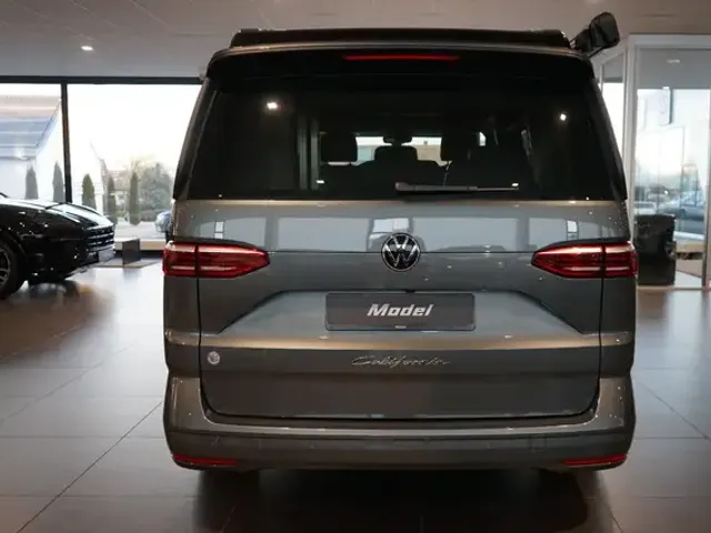 Volkswagen T7 California