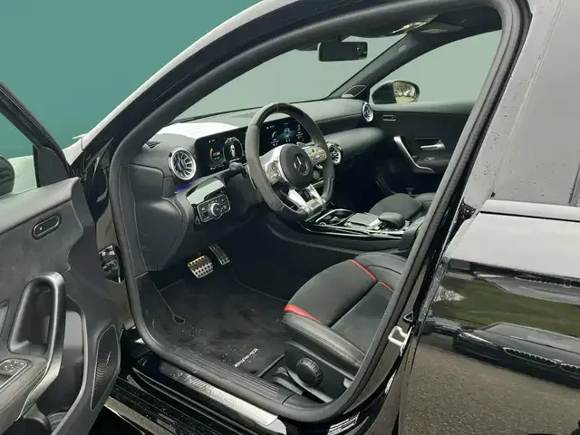 Mercedes-Benz A 45 AMG