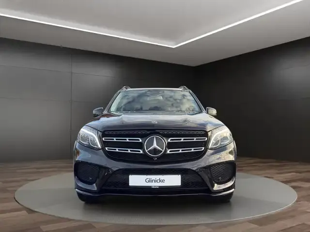 Mercedes-Benz GLS 400