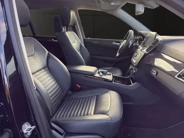 Mercedes-Benz GLS 400
