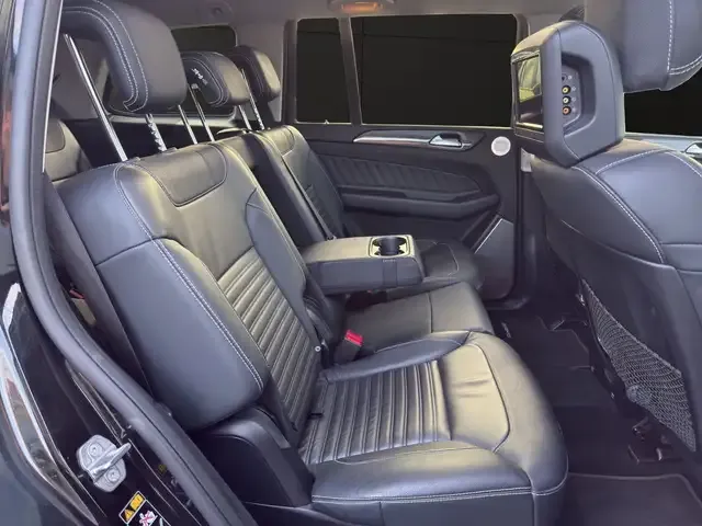 Mercedes-Benz GLS 400