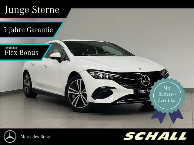 Mercedes-Benz EQE 300