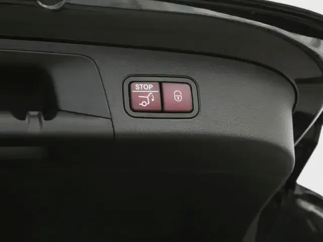 Mercedes-Benz GLA 220