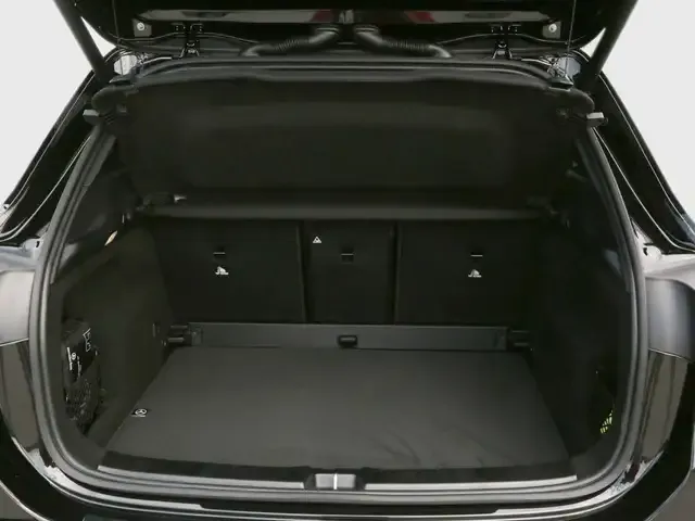 Mercedes-Benz GLA 220