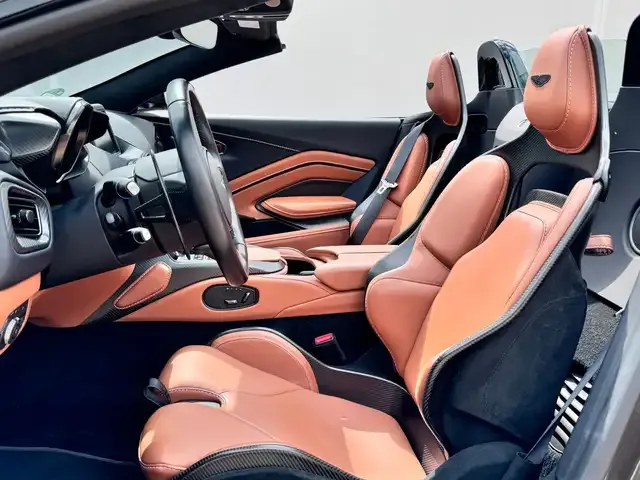 Aston Martin Vantage