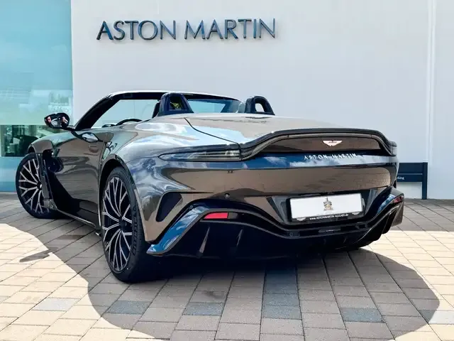 Aston Martin Vantage