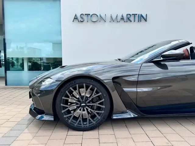 Aston Martin Vantage