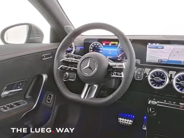 Mercedes-Benz CLA 180
