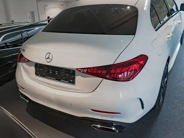 Mercedes-Benz C 200