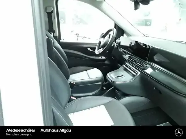 Mercedes-Benz EQV 300