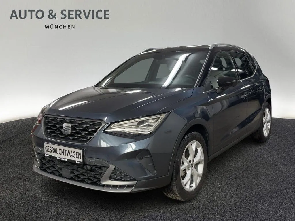 Seat Arona