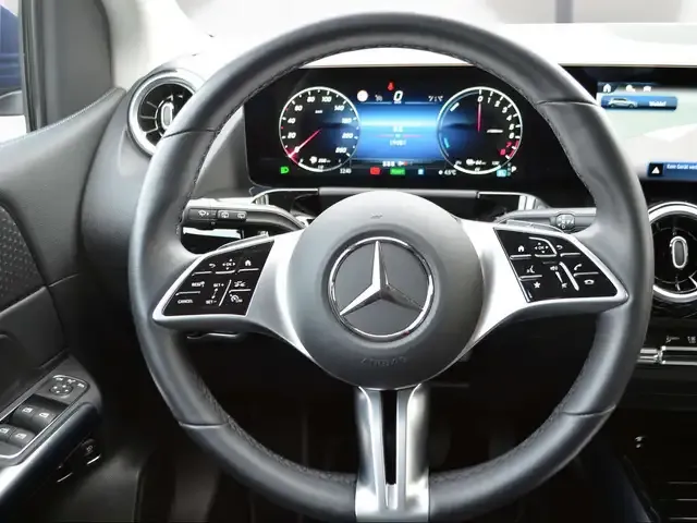 Mercedes-Benz B 250