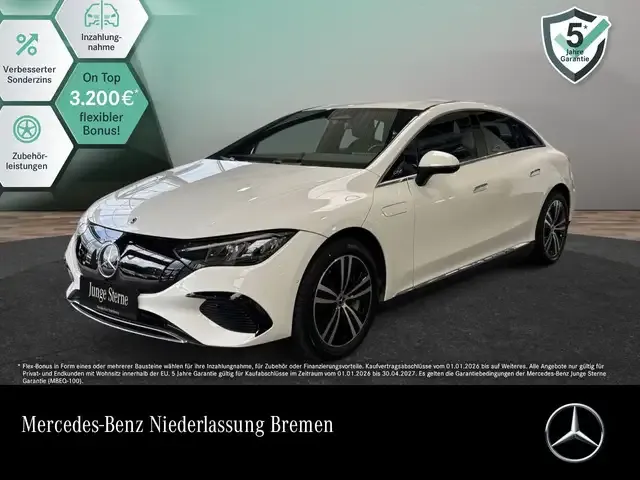 Mercedes-Benz EQE 300