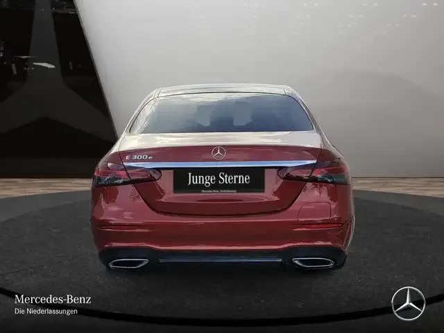 Mercedes-Benz E 300
