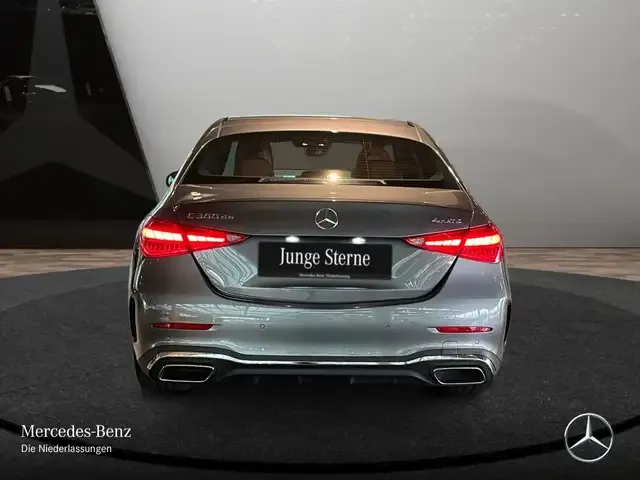 Mercedes-Benz C 300