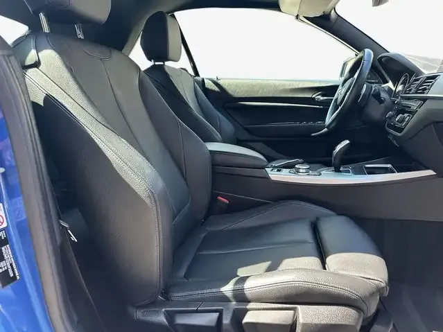 BMW 230