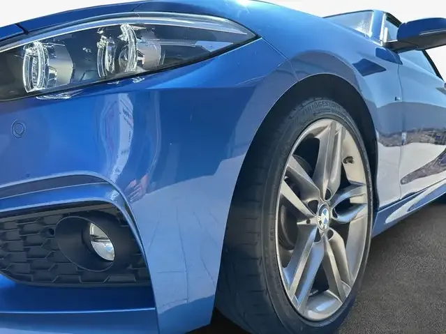 BMW 230