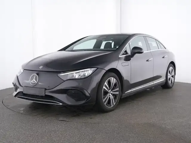 Mercedes-Benz EQE 300