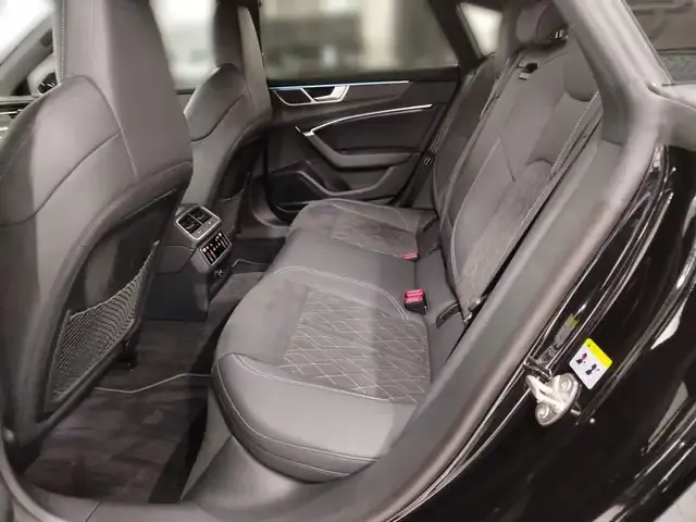 Audi S7