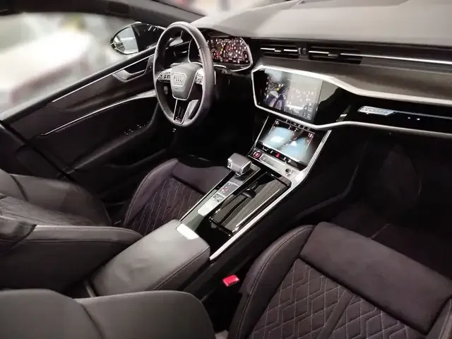 Audi S7