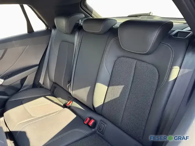 Audi SQ2