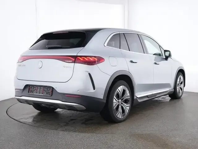 Mercedes-Benz EQE 350