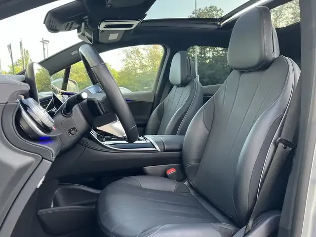 Mercedes-Benz EQE SUV