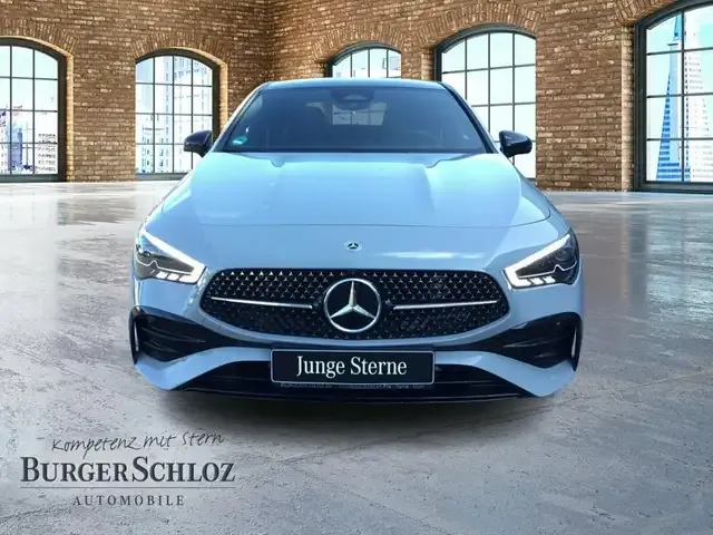 Mercedes-Benz CLA 180