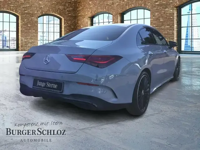 Mercedes-Benz CLA 180