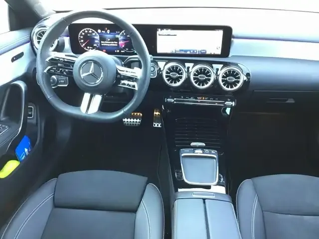 Mercedes-Benz CLA 180