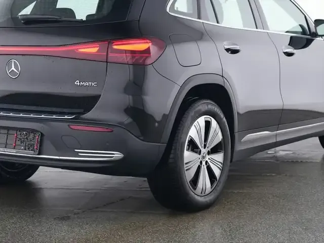 Mercedes-Benz EQA 300