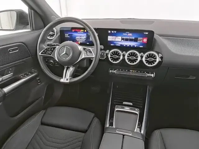 Mercedes-Benz EQA 300