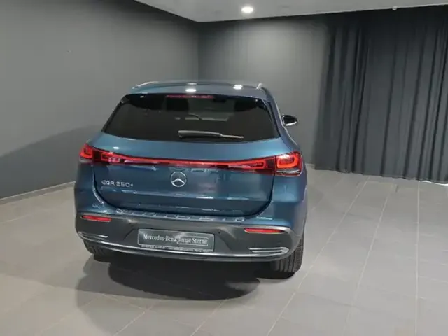 Mercedes-Benz EQA 250