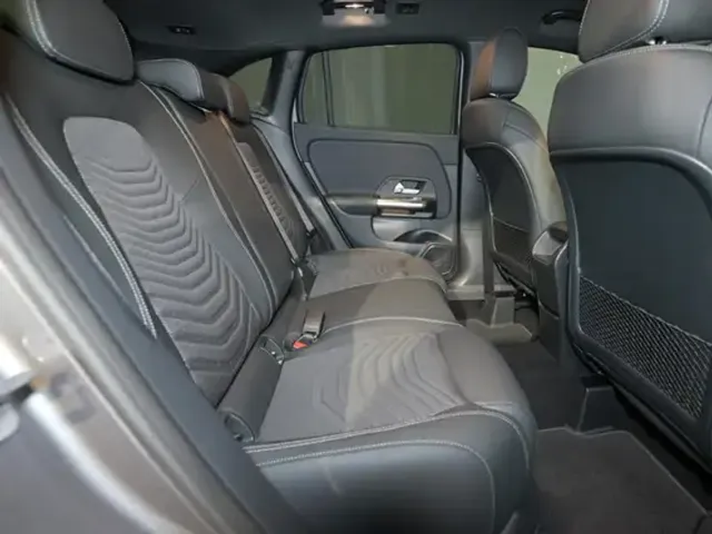 Mercedes-Benz GLA 180