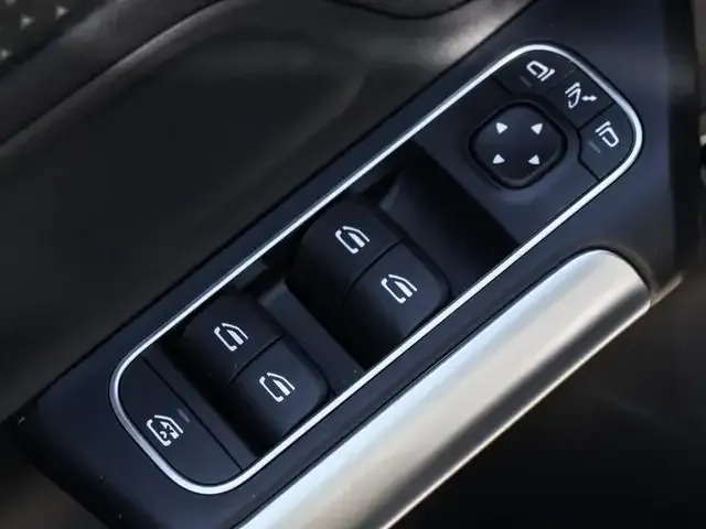 Mercedes-Benz EQA 300