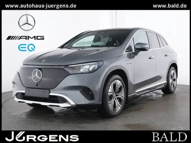 Mercedes-Benz EQE SUV