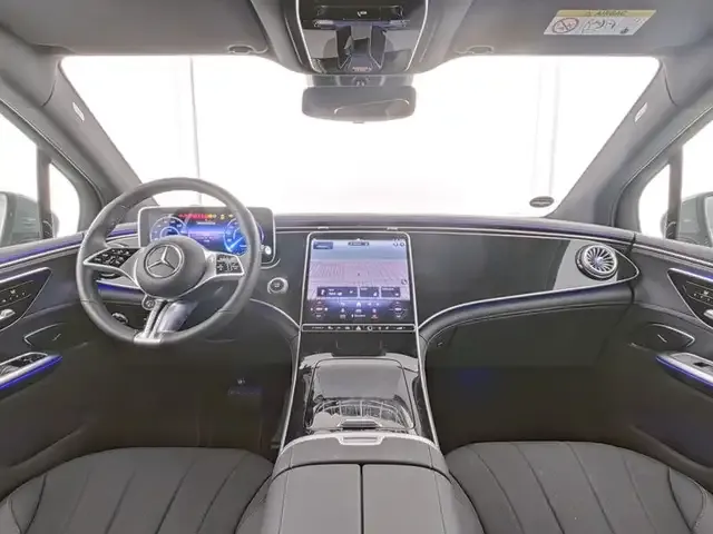 Mercedes-Benz EQE SUV