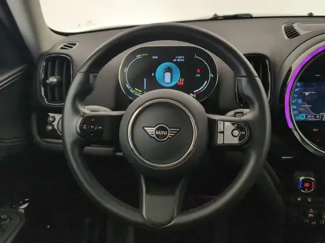 MINI Cooper SE Countryman