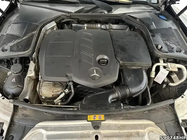 Mercedes-Benz C 220