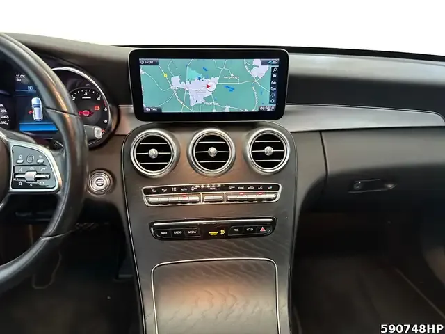 Mercedes-Benz C 220