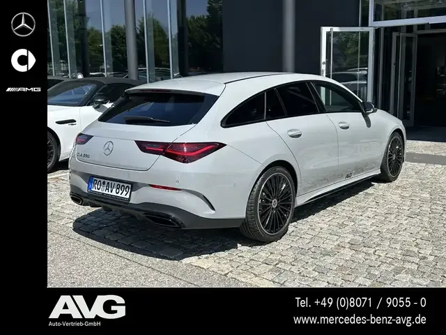 Mercedes-Benz CLA 200