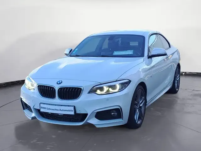 BMW 220