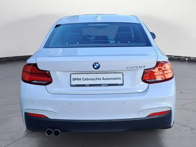BMW 220