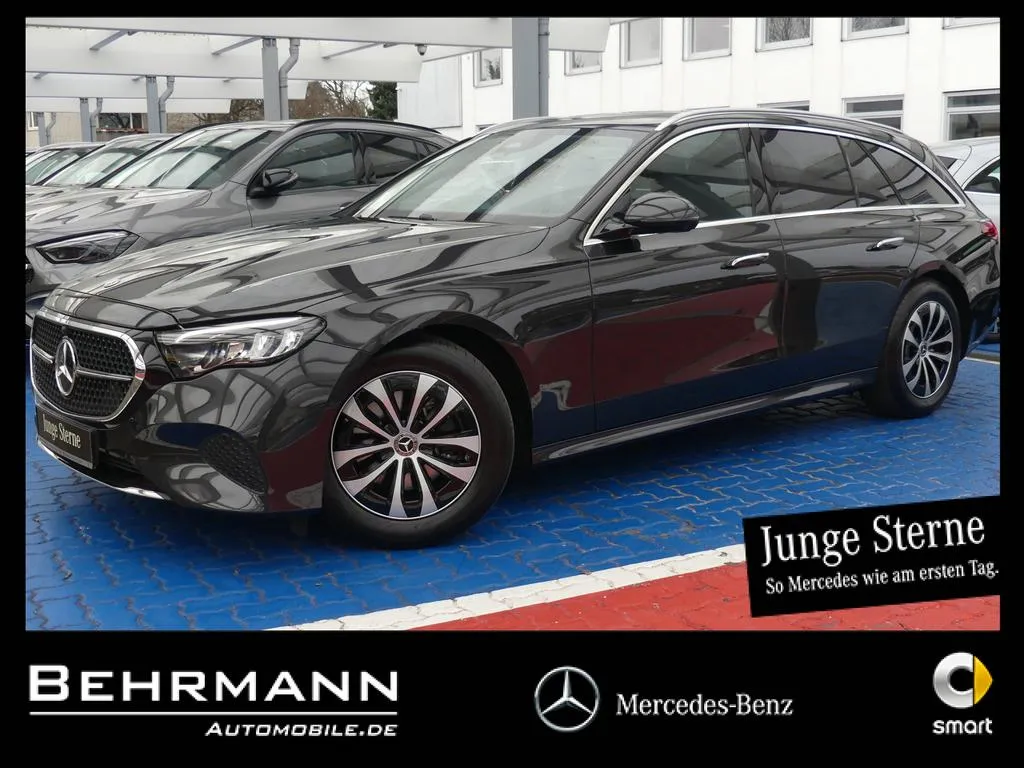 Mercedes-Benz E 220